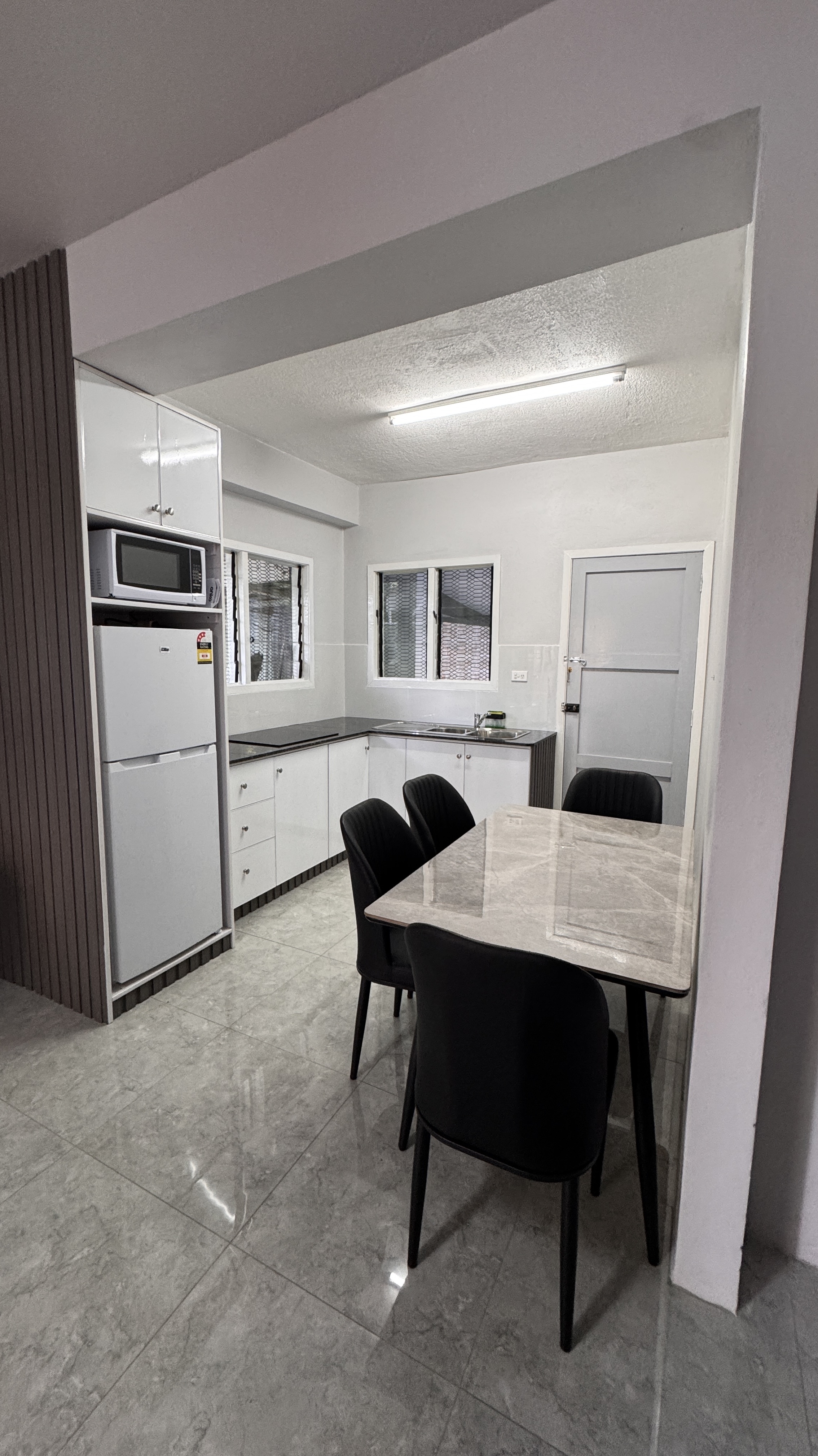 Fully Furnished 2Bedroom Flat photo 4